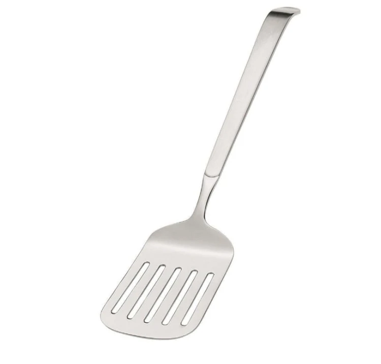 złote sztućce, modna porcelana, komplet sztućców 24 elementy, zestaw kieliszków do wina, porcelana bone china, elegancka zastawa stołowa, komplet sztućców 24 elementy, sklep z porcelaną, sklep z kieliszkami do wina.jpg