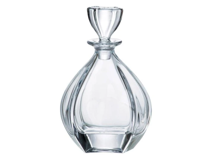 złote sztućce, modna porcelana, komplet sztućców 24 elementy, zestaw kieliszków do wina, porcelana bone china, elegancka zastawa stołowa, komplet sztućców 24 elementy, sklep z porcelaną, sklep z kieliszkami do wina.jpg