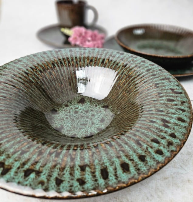 tania porcelana, biała porcelana, elegancka porcelana, porcelana biała, filiżanki do espresso, filiżanki do kawy, zastawa obiadowa, serwis kawowy, kubki porcelanowe, serwis obiadowy 12 osób, serwis obiadowy 6 osób.jpg