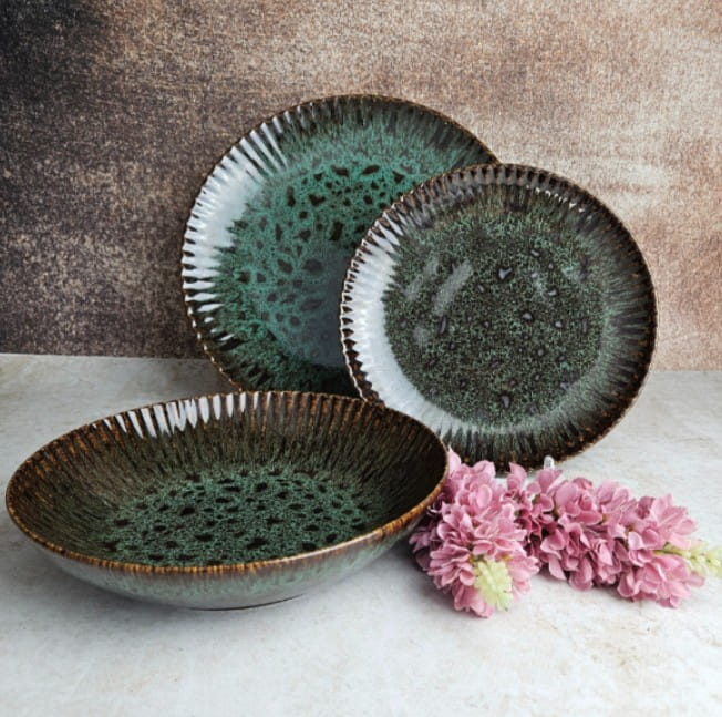 sklep z filiżankami, modna porcelana, serwis obiadowy porcelana biała, talerze obiadowe, zestaw porcelany, talerze porcelanowe do zmywarki, porcelana kremowa, komplet do herbaty porcelana, elegancka, porcelana na prezent,.jpg