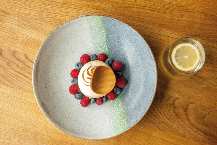 tania porcelana, biała porcelana, elegancka porcelana, porcelana biała, filiżanki do espresso, filiżanki do kawy, zastawa obiadowa, serwis kawowy, kubki porcelanowe, serwis obiadowy 12 osób, serwis obiadowy 6 osób.jpg