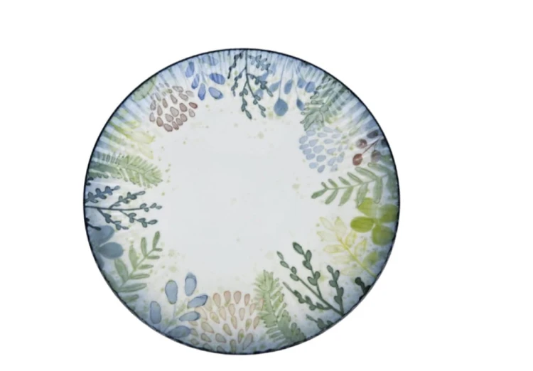 złote sztućce, modna porcelana, komplet sztućców 24 elementy, zestaw kieliszków do wina, porcelana bone china, elegancka zastawa stołowa, komplet sztućców 24 elementy, sklep z porcelaną, sklep z kieliszkami do wina.jpg