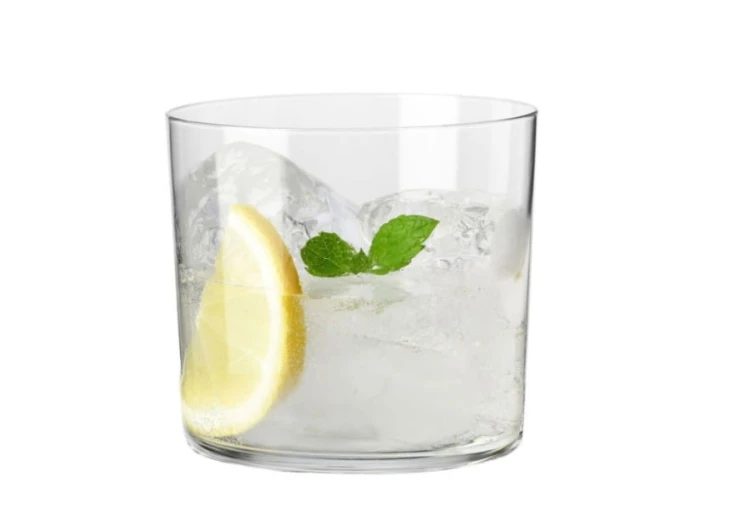 sklep z filiżankami, modna porcelana, serwis obiadowy porcelana biała, talerze obiadowe, zestaw porcelany, talerze porcelanowe do zmywarki, porcelana kremowa, komplet do herbaty porcelana, elegancka, porcelana na prezent,.jpg