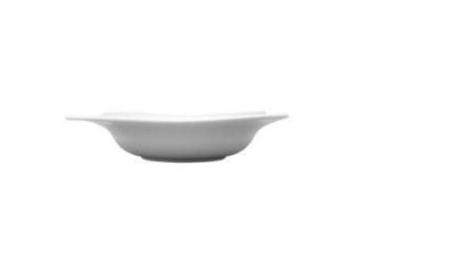 talerze obiadowe, talerze porcelanowe, modna porcelana, kieliszki do wina.jpg