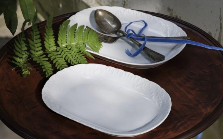 sklep z talerzami, biała porcelana, białe talerze, komplety porcelany, serwisy obiadowe, kieliszki do wina, sklep z kialiszkami do wina.jpg
