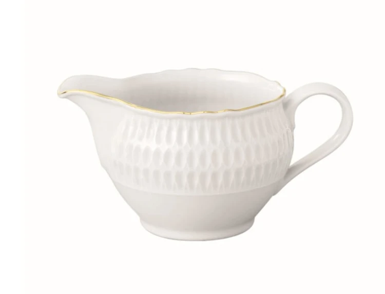 sklep z talerzami, biała porcelana, białe talerze, komplety porcelany, serwisy obiadowe, kieliszki do wina, sklep z kialiszkami do wina.jpg