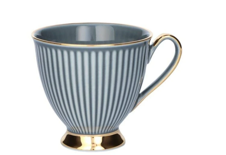 sklep z talerzami, biała porcelana, białe talerze, komplety porcelany, serwisy obiadowe, kieliszki do wina, sklep z kialiszkami do wina.jpg