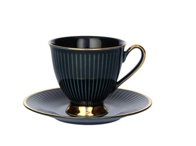 salaterki porcelanowe, półmiski, sklepy z porcelaną, modne kieliszki, kieliszki do wina, kieliszki do szampana, sklepy z kieliszkami.jpg