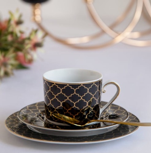 sklep z filiżankami, modna porcelana, serwis obiadowy porcelana biała, talerze obiadowe, zestaw porcelany, talerze porcelanowe do zmywarki, porcelana kremowa, komplet do herbaty porcelana, elegancka, porcelana na prezent,.jpg