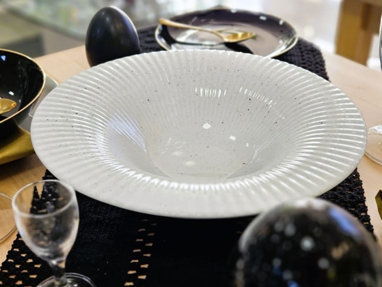 sklep z porcelaną, sklepy z porcelaną, modne talerz, modna porcelana, kieliszki do wina,  sklep z talerzami, sklep z filiżankami, .jpg