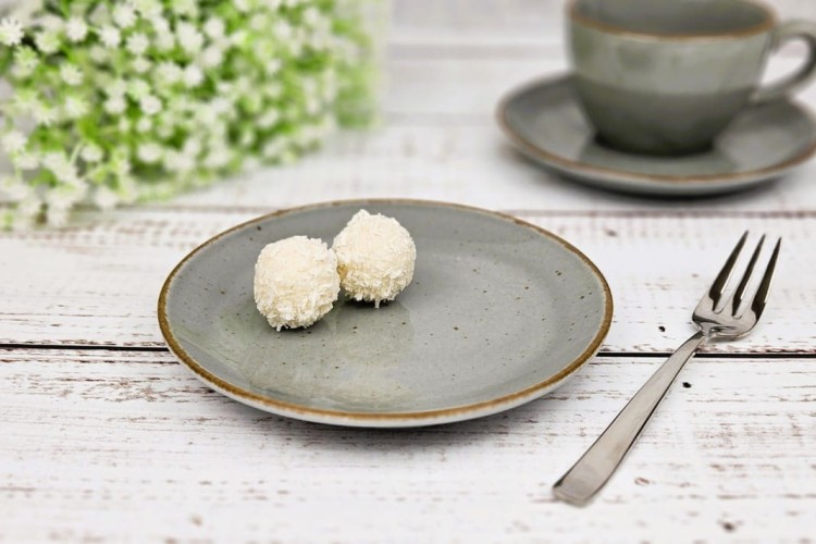 kieliszki do wina, sklep z porcelaną, sklepy z porcelaną, sklep z filiżankami, sklepy z garnkami, sklepy ze szklankami, .jpg