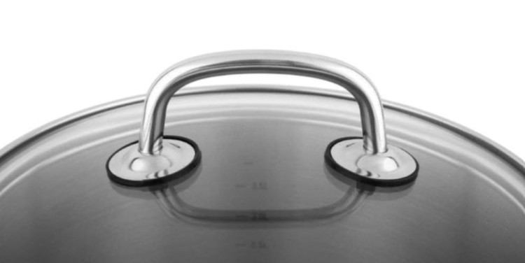 garnki, patelnie, talerze, biała porcelana, białe talerze, filiżanki do kawy, sklepy z porcelaną, sklepy z talerzami.jpg