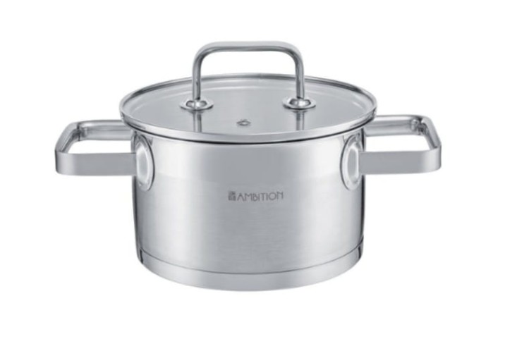 garnki, patelnie, talerze, biała porcelana, białe talerze, filiżanki do kawy, sklepy z porcelaną, sklepy z talerzami.jpg