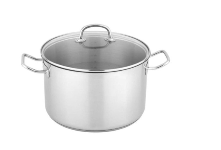 filiżanki, garnki, patelnie, talerze, salaterki, półmiski, biała porcelana, białe talerze, filiżanki do kawy, sklepy z porcelaną, sklepy z talerzami.jpg