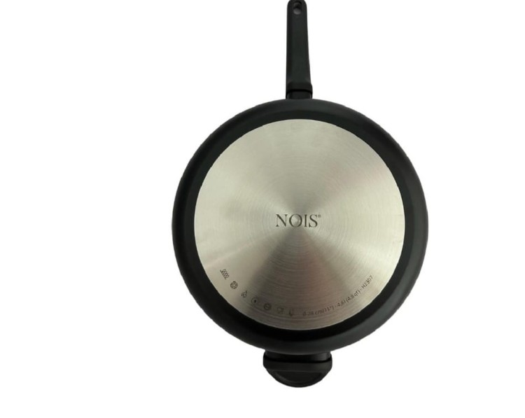 patelnia, garnek, sklep z porcelna, talerze, salaterki,  noże stołowe, noże kuchenne.jpg