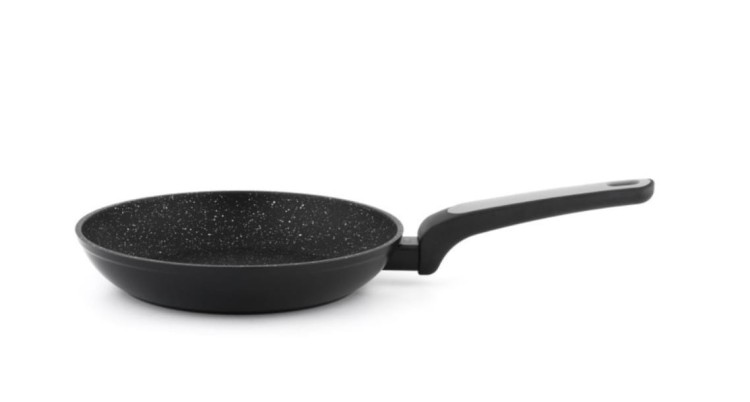 filiżanki na kawę, patelnie, garnki, sklepy z porcelaną, sklep z talerzami, modne talerze, filiżanka na kawę.jpg