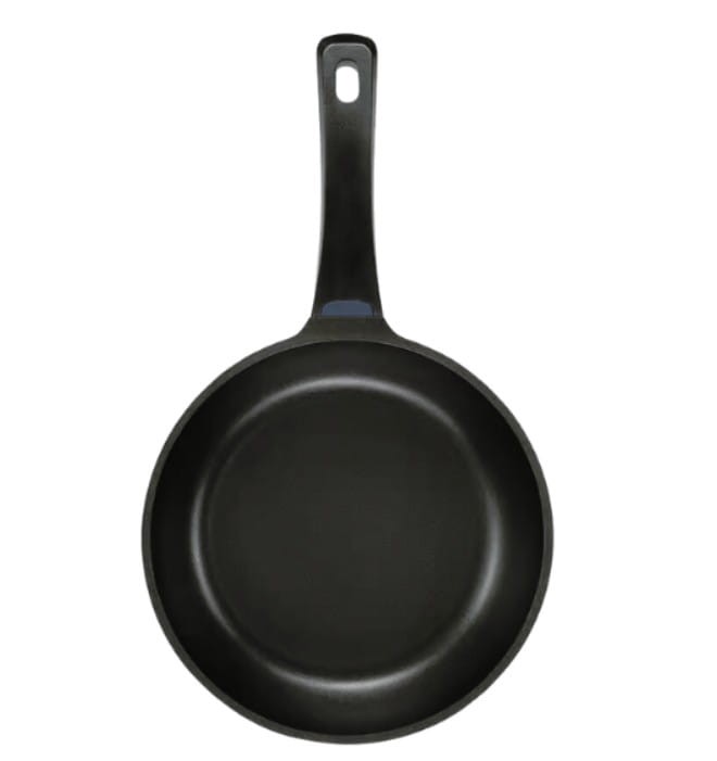 kieliszko do wina, kieliszki do szampana, filiżanki, filiżanki porcelanowe, sklep z porcelaną, sklep z talerzami, widelce, noże kuchenne.jpg