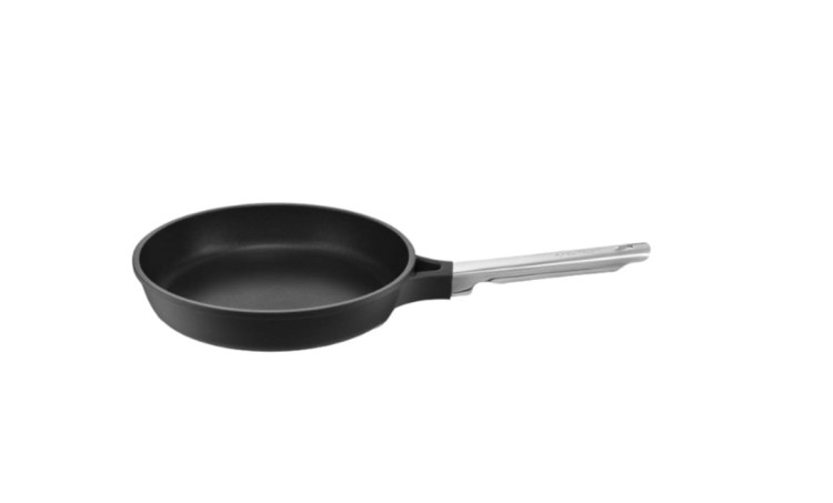 kieliszki do szampana, kieliszki do wina, filiżanki, filiżanki porcelanowe, sklep z porcelaną, sklep z talerzami, widelce, noże kuchenne.jpg